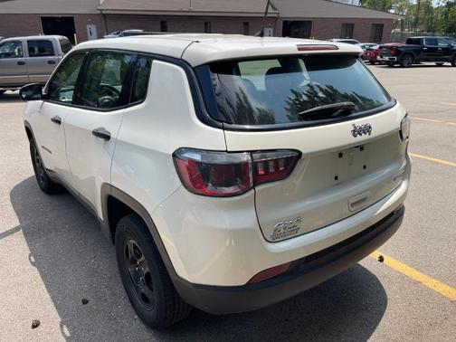 2018 Jeep Compass Sport