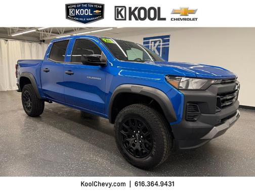 Glacier Blue Metallic 2024 Chevrolet Colorado Trail Boss