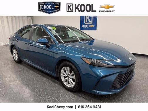 Ocean 2025 Toyota Camry LE