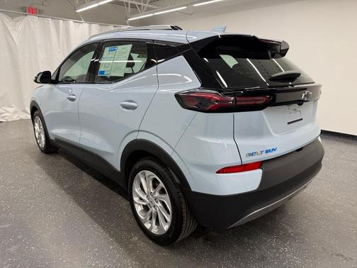 2023 Chevrolet Bolt EUV LT