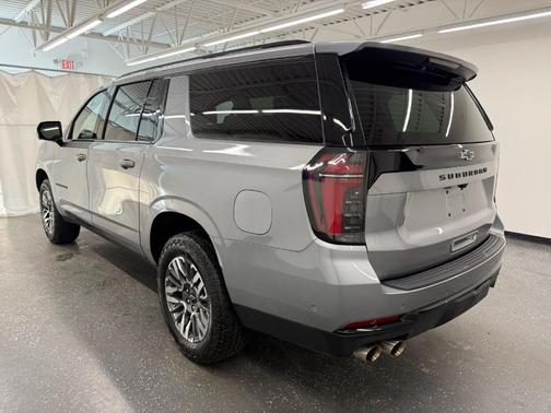 2025 Chevrolet Suburban Z71