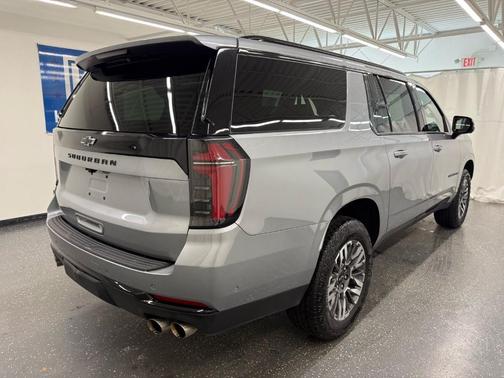 2025 Chevrolet Suburban Z71