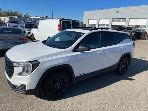 2022 GMC Terrain SLE