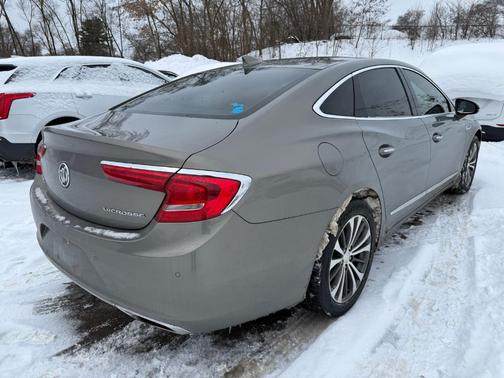 2017 Buick LaCrosse Essence
