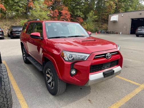 2024 Toyota 4Runner TRD Off Road