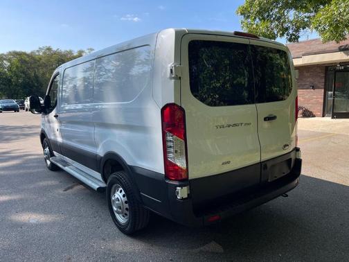 2023 Ford Transit-250 Base