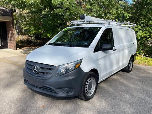 2020 Mercedes-Benz Metris Base