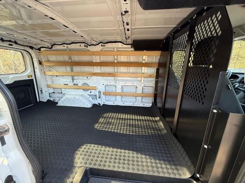 Oxford White 2024 Ford Transit-250 Base