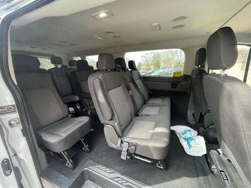 2022 Ford Transit-350 XLT