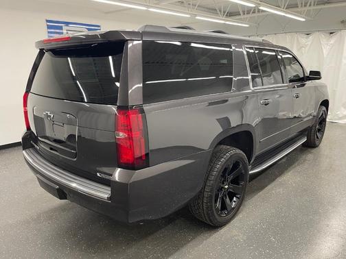 2018 Chevrolet Suburban Premier