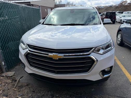 Summit White 2021 Chevrolet Traverse LT Leather