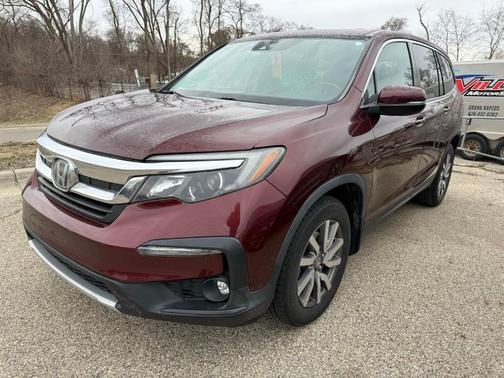 Red 2019 Honda Pilot EX-L