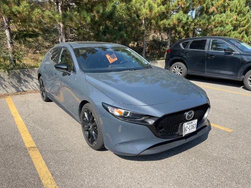 2024 Mazda Mazda3 2.5 S Carbon Edition