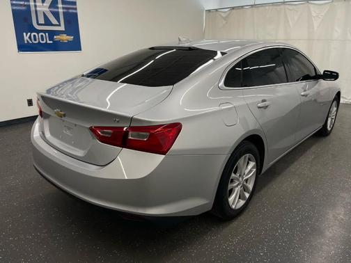 2017 Chevrolet Malibu 1LT
