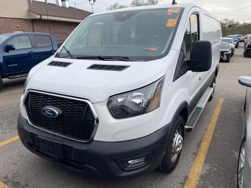 2023 Ford Transit-250