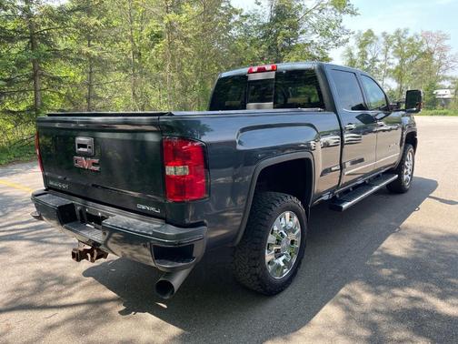 2018 GMC Sierra 2500 Denali