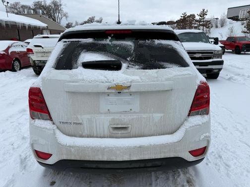 2022 Chevrolet Trax LS