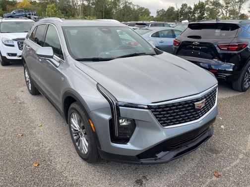 2025 Cadillac XT4 Premium Luxury