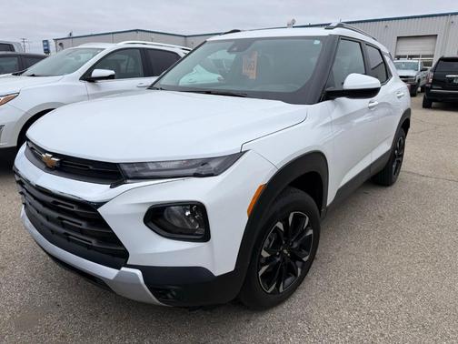 Summit White 2023 Chevrolet Trailblazer LT