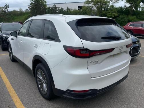 2024 Mazda CX-90 SE