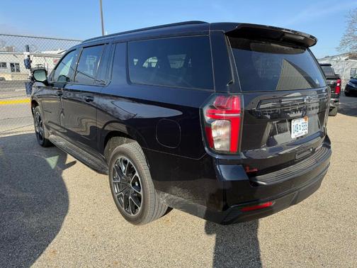 Midnight Blue Metallic 2024 Chevrolet Suburban RST