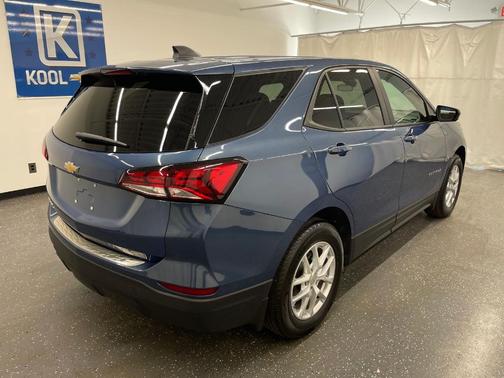 2024 Chevrolet Equinox LS