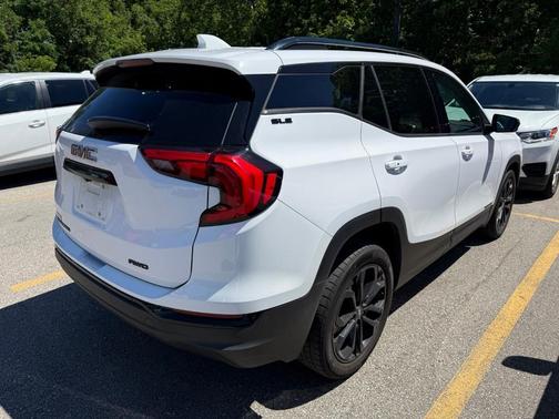 Summit White 2020 GMC Terrain SLE