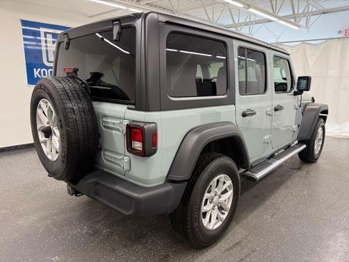 2023 Jeep Wrangler Sport