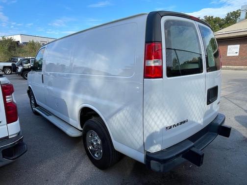 2023 GMC Savana 2500 Work Van