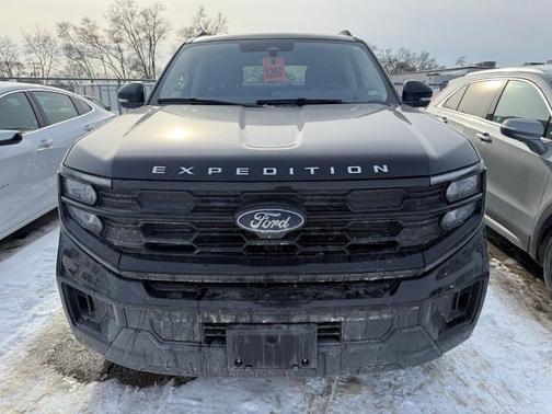 2025 Ford Expedition Max Active
