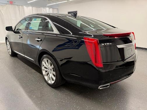 2016 Cadillac XTS Luxury Collection