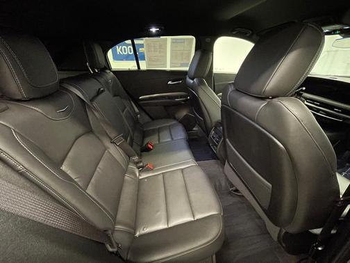 2025 Cadillac XT4 Premium Luxury