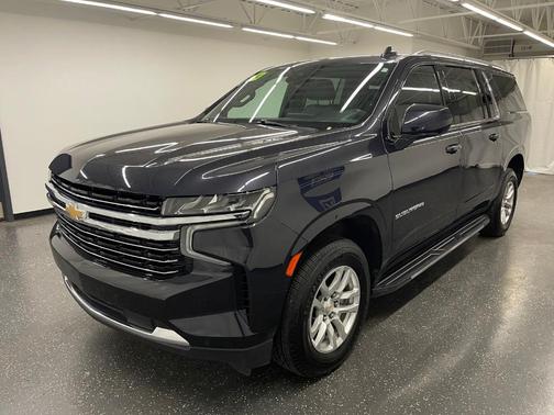 2024 Chevrolet Suburban LT