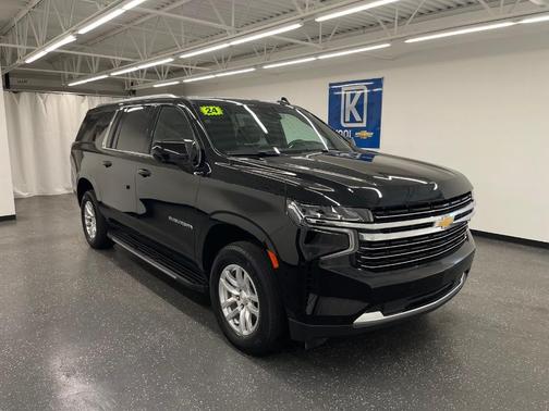 2024 Chevrolet Suburban LT
