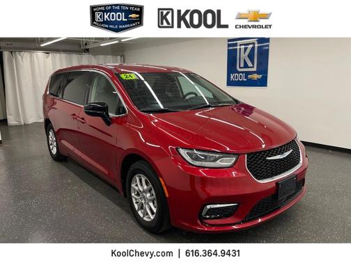 2024 Chrysler Pacifica Touring-L