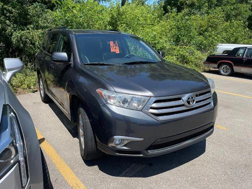 2012 Toyota Highlander SE