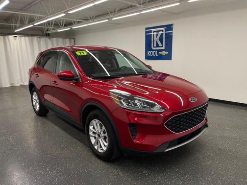 2021 Ford Escape SE