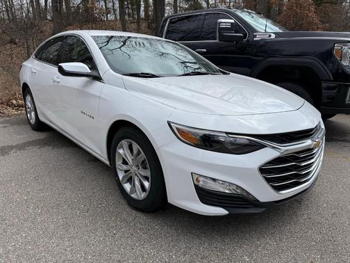 Summit White 2020 Chevrolet Malibu LT