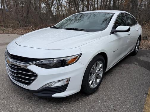 Summit White 2020 Chevrolet Malibu LT