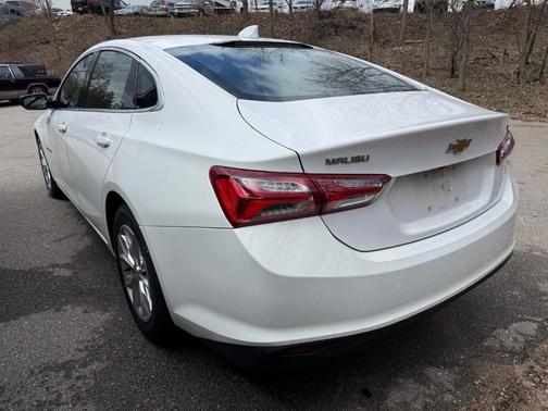 Summit White 2020 Chevrolet Malibu LT