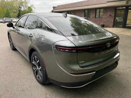 2023 Toyota Crown Limited