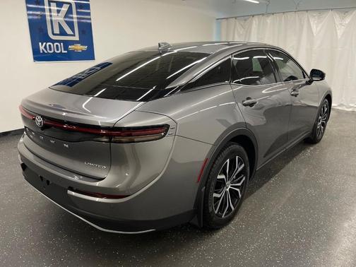 2023 Toyota Crown Limited