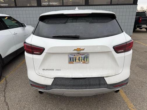 Summit White 2025 Chevrolet Blazer LT