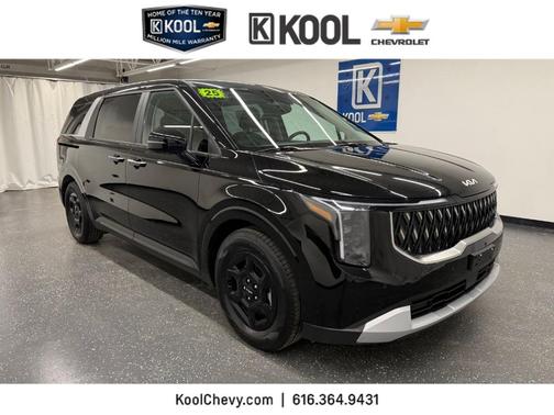 2025 Kia Carnival LXS