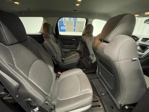 2016 GMC Acadia SLE-2