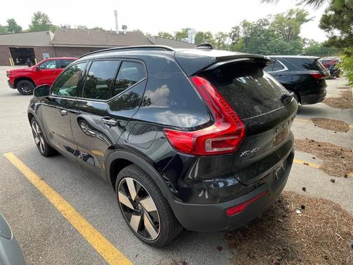 2024 Volvo XC40 Recharge Pure Electric Twin Ultimate