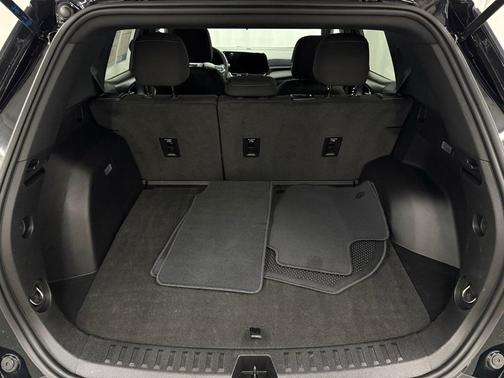 Mosaic Black Metallic 2025 Chevrolet Equinox LT