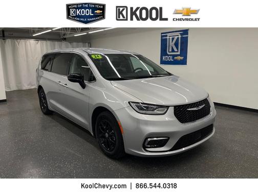 2024 Chrysler Pacifica Touring-L