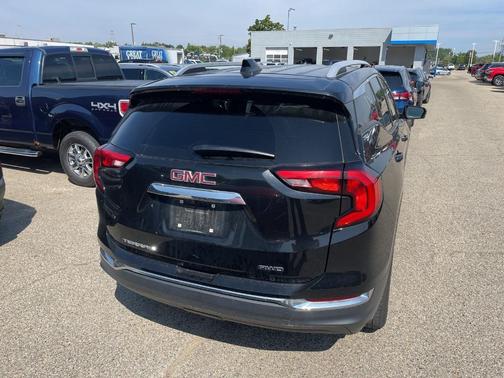 2020 GMC Terrain SLT