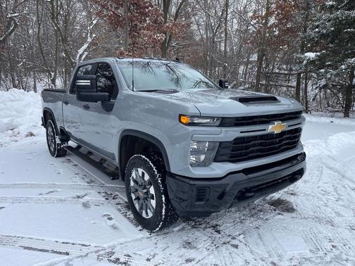 2024 Chevrolet Silverado 2500 Custom